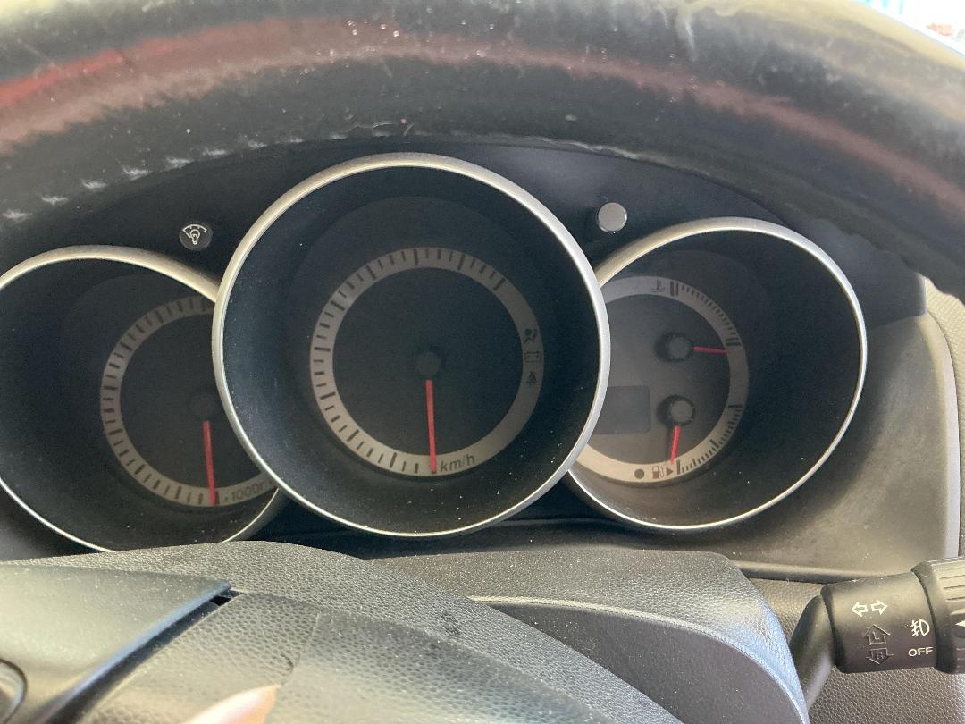 Photo '34' of Mazda Axela Photo '34' of Mazda Axela