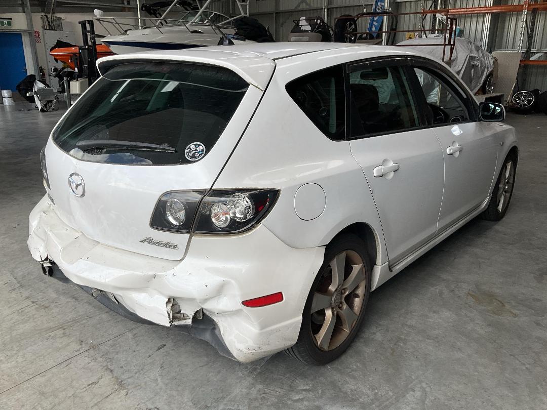 Photo '4' of Mazda Axela Photo '4' of Mazda Axela