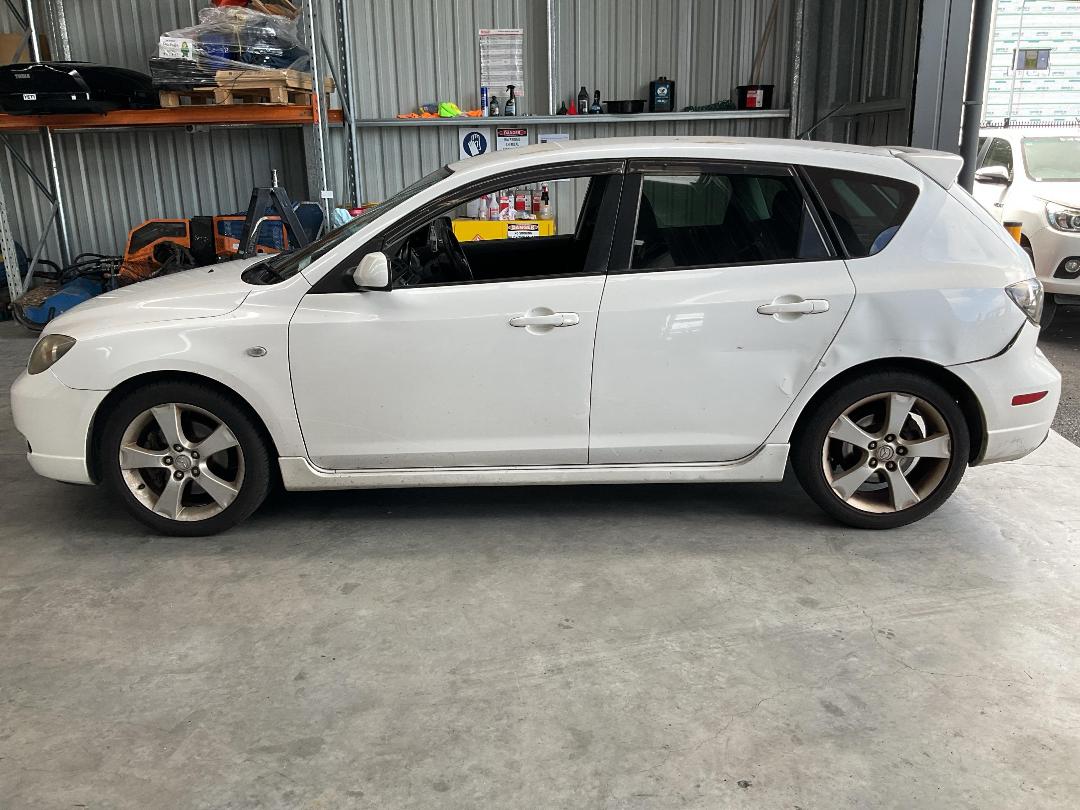 Photo '6' of Mazda Axela Photo '6' of Mazda Axela