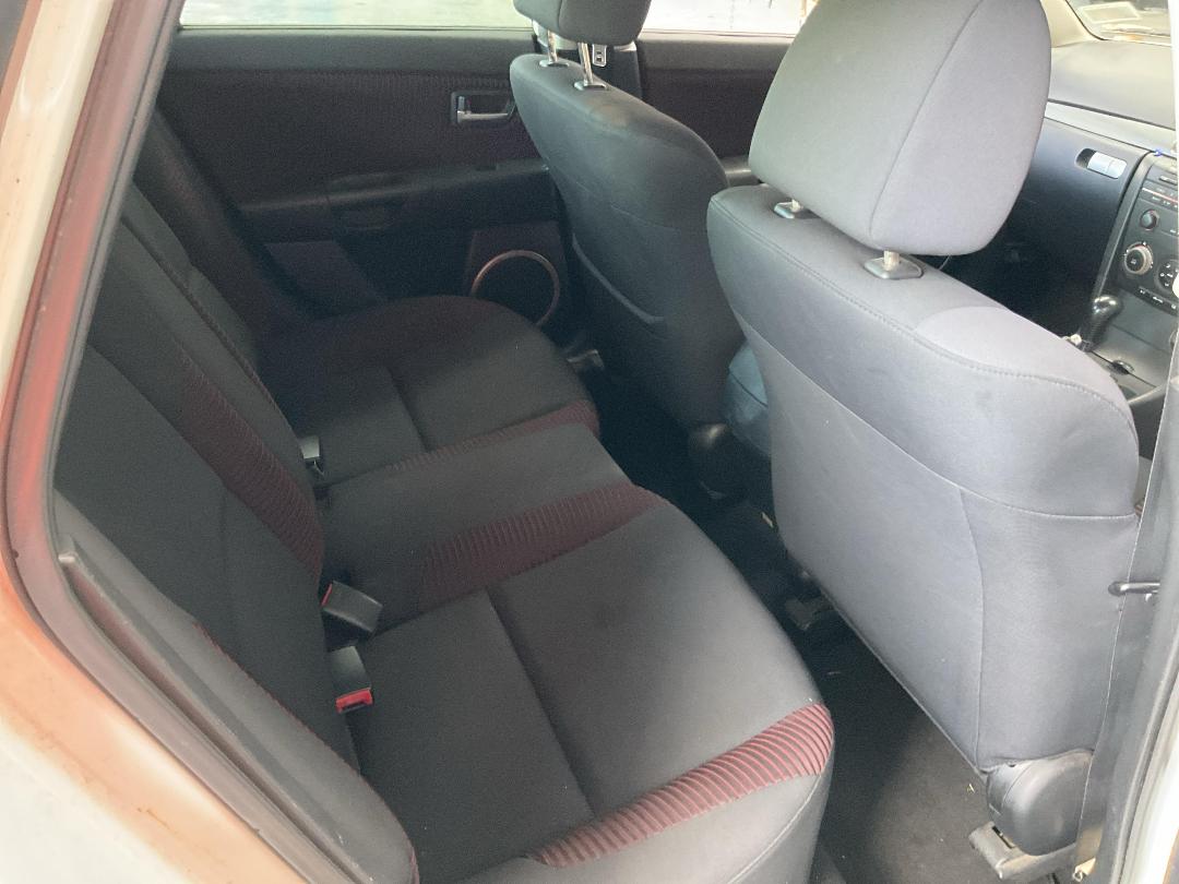 Photo '21' of Mazda Axela Photo '21' of Mazda Axela