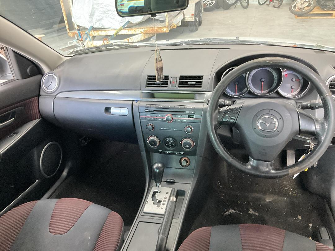 Photo '20' of Mazda Axela Photo '20' of Mazda Axela