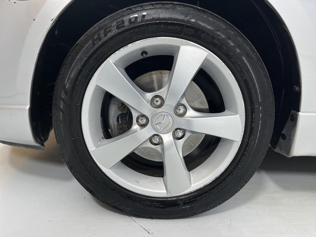 Photo '10' of Mazda Axela Photo '10' of Mazda Axela