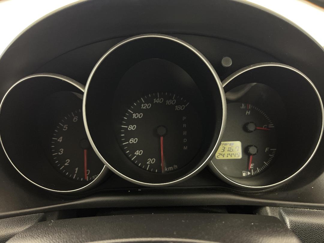 Photo '21' of Mazda Axela Photo '21' of Mazda Axela