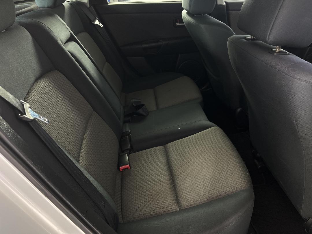 Photo '20' of Mazda Axela Photo '20' of Mazda Axela