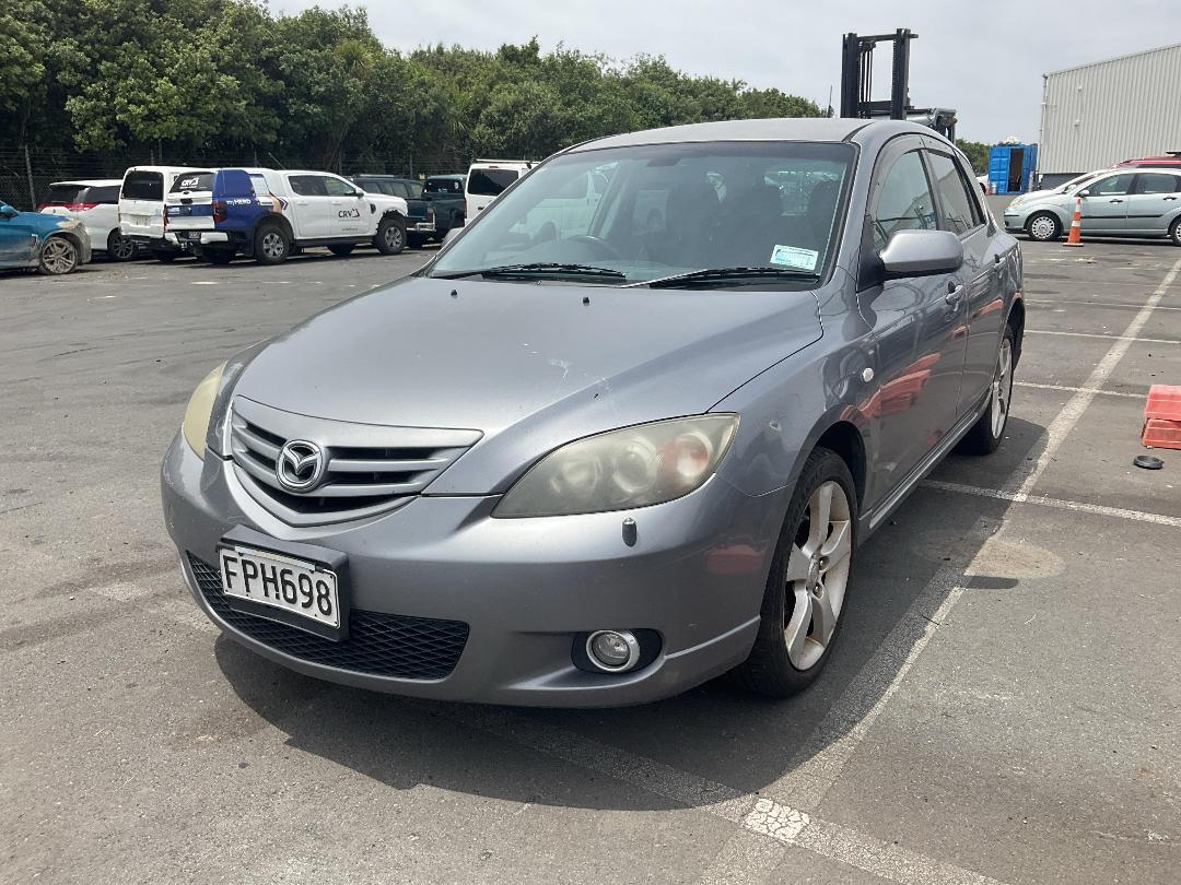 Photo '2' of Mazda Axela Photo '2' of Mazda Axela