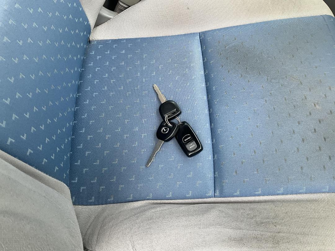 Photo '2' of Mazda Axela