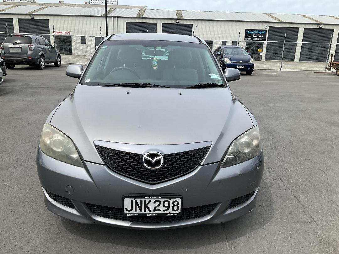 Photo '2' of Mazda Axela