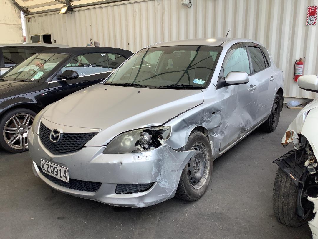 Photo '2' of Mazda Axela