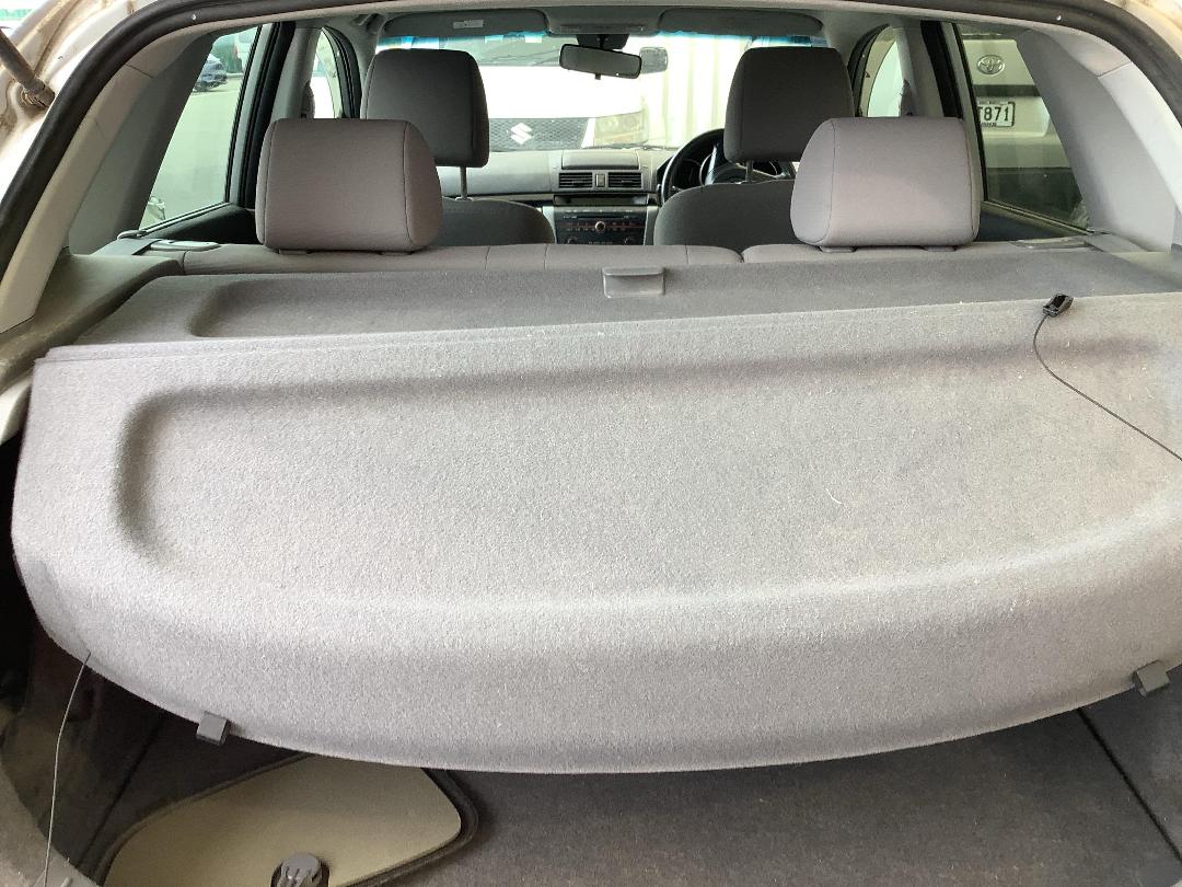 Photo '14' of Mazda Axela