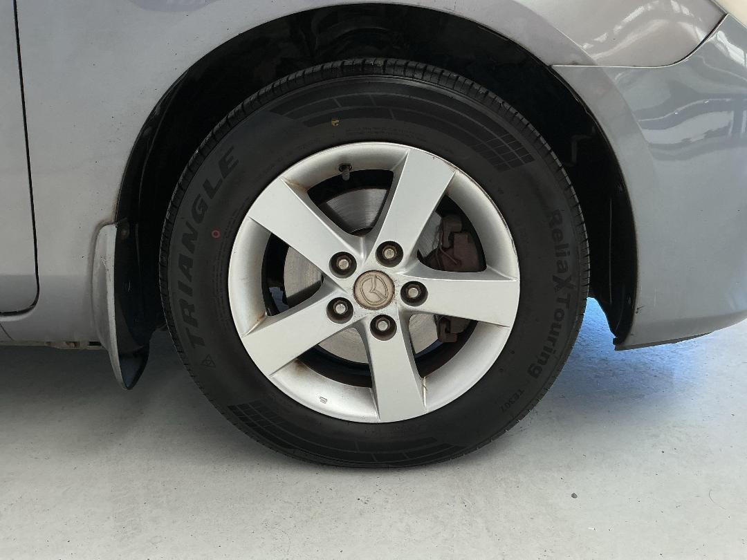 Photo '9' of Mazda Axela