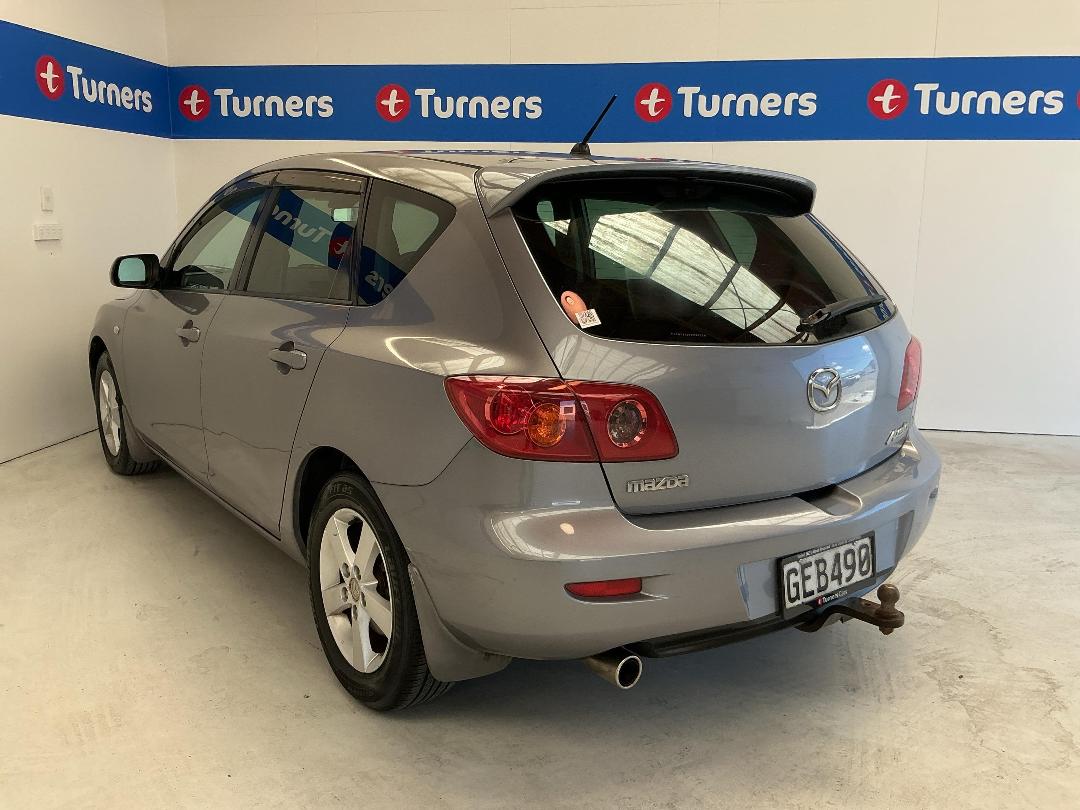 Photo '5' of Mazda Axela