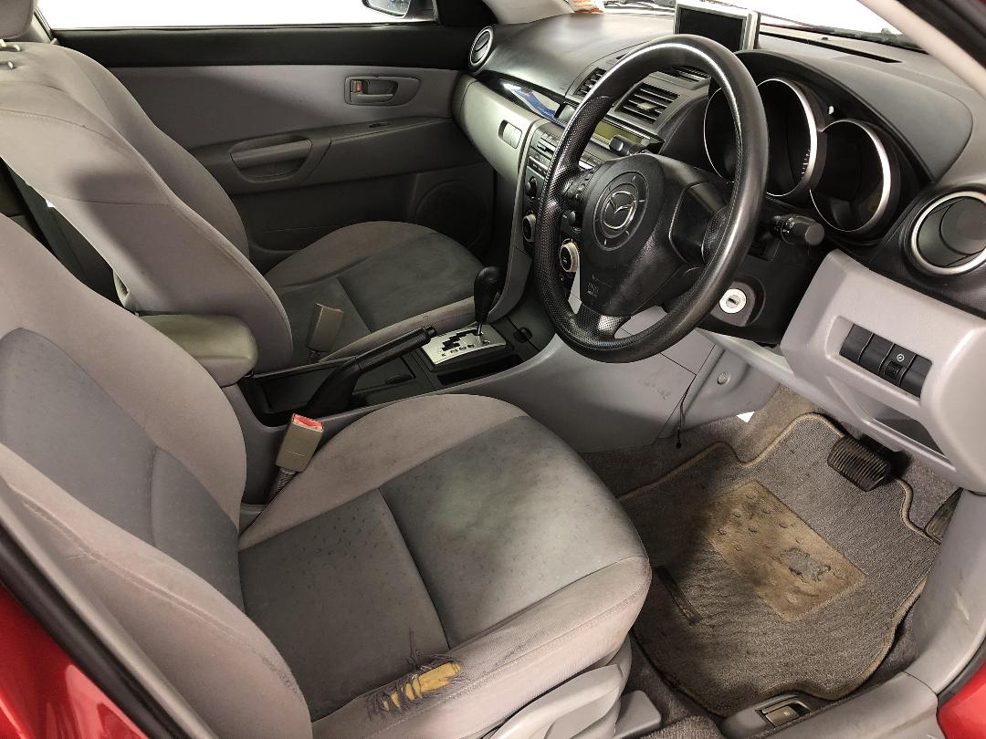 Photo '16' of Mazda Axela Photo '16' of Mazda Axela