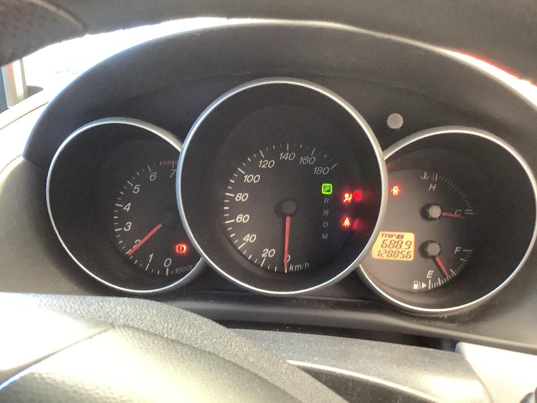 Photo '14' of Mazda Axela Photo '14' of Mazda Axela