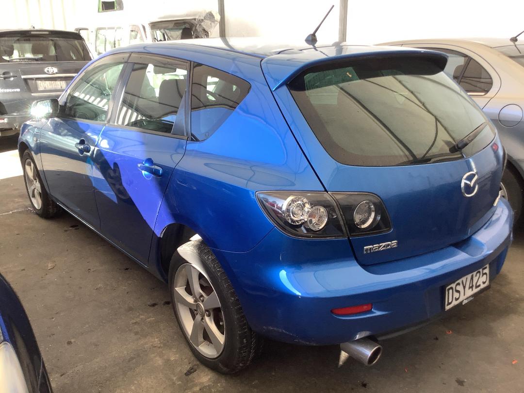 Photo '5' of Mazda Axela