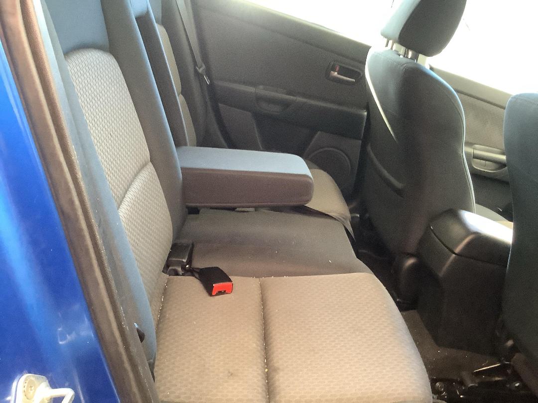 Photo '7' of Mazda Axela