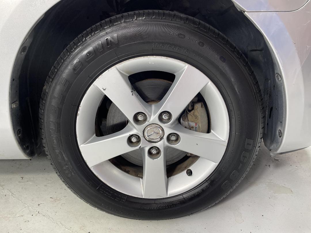 Photo '9' of Mazda Axela