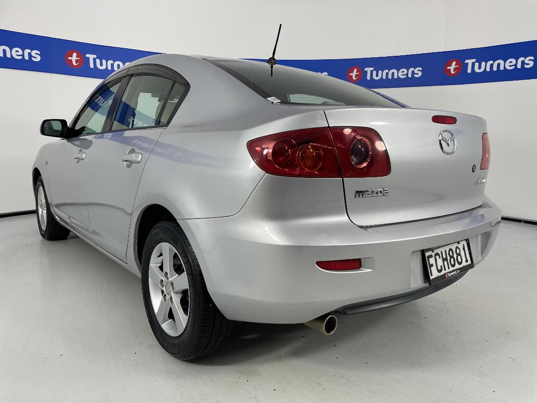 Photo '5' of Mazda Axela