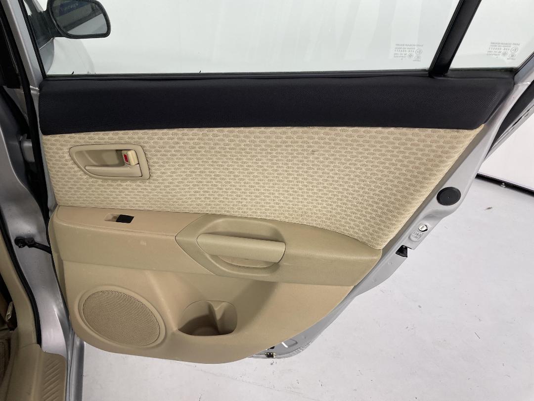 Photo '19' of Mazda Axela