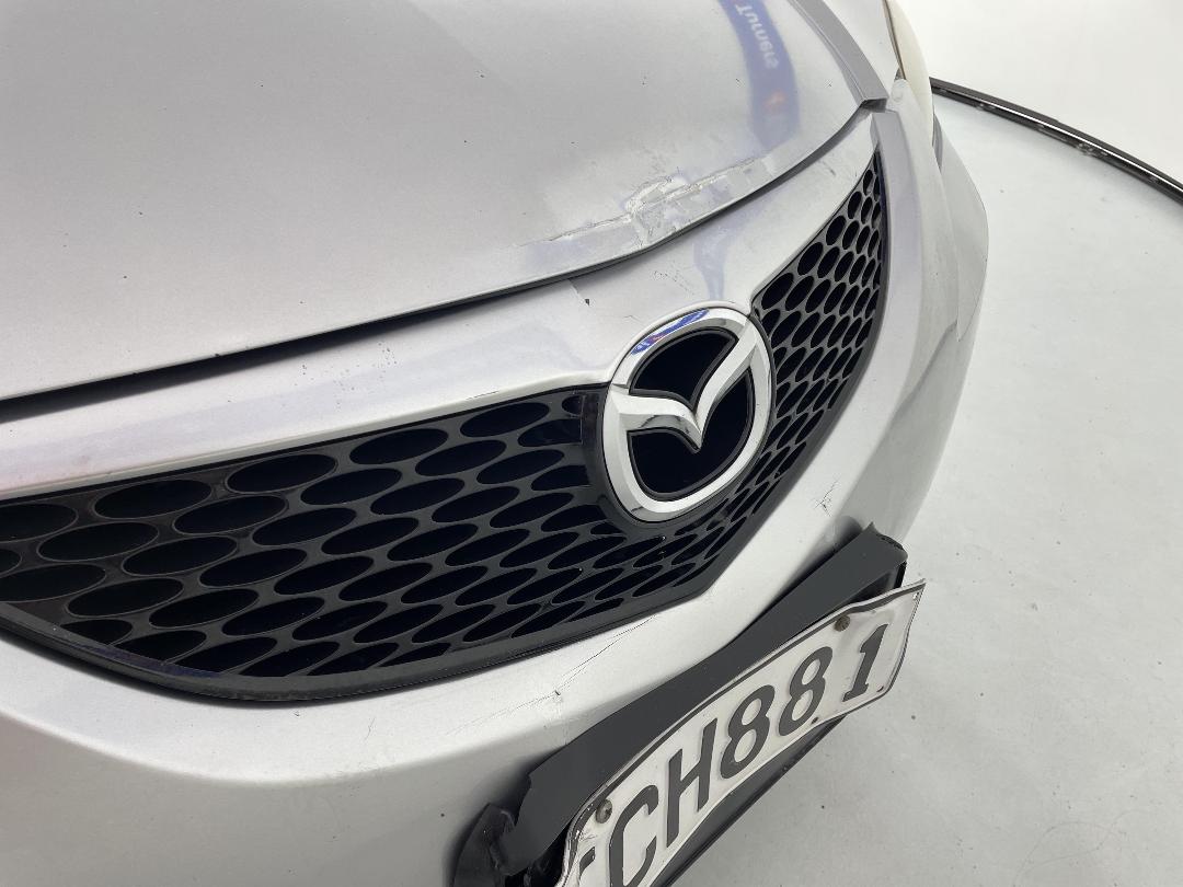 Photo '27' of Mazda Axela