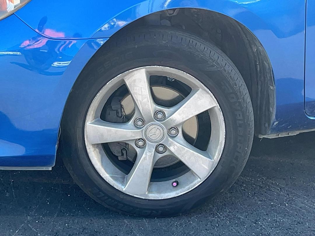 Photo '8' of Mazda Axela