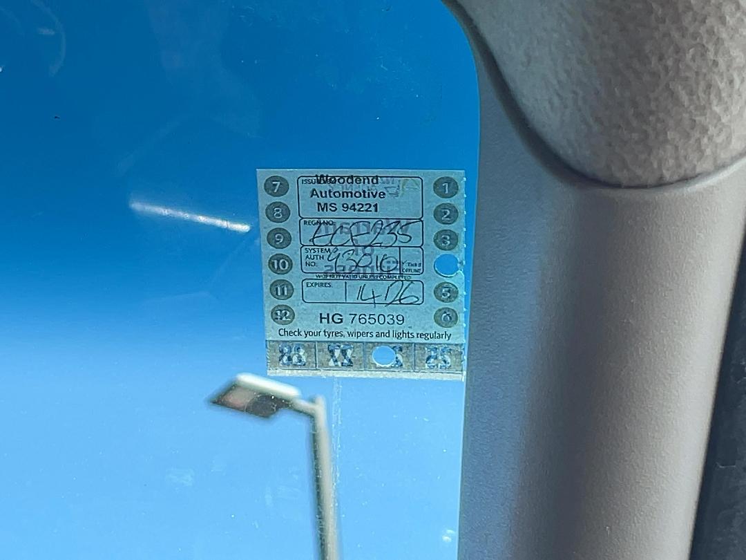 Photo '20' of Mazda Axela