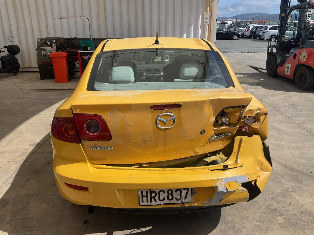 Photo '4' of Mazda Axela