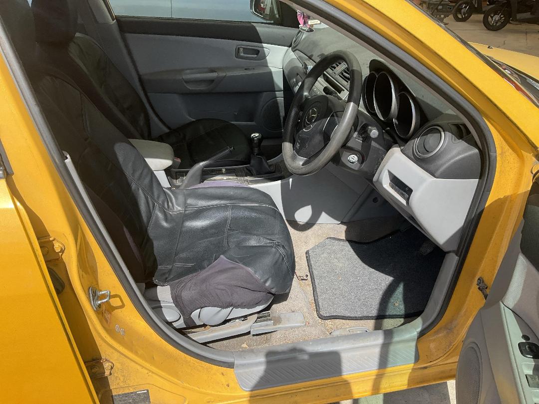 Photo '9' of Mazda Axela