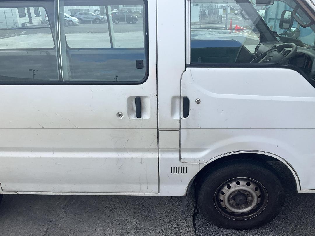 Photo '3' of Mazda Bongo Photo '3' of Mazda Bongo