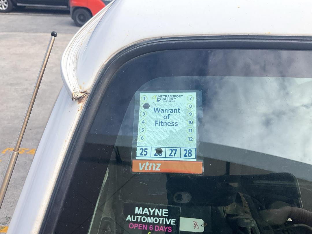 Photo '28' of Mazda Bongo Photo '28' of Mazda Bongo