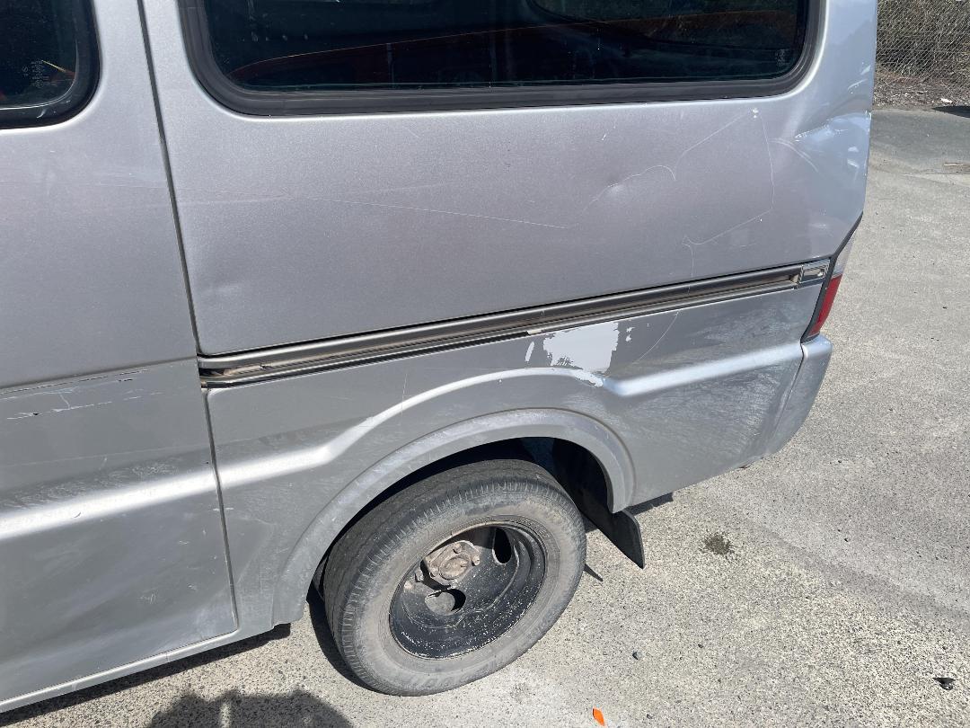 Photo '4' of Mazda Bongo