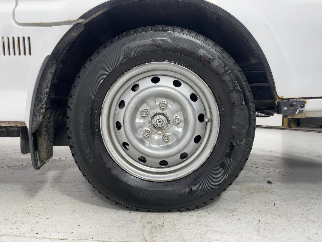 Photo '9' of Mazda Bongo