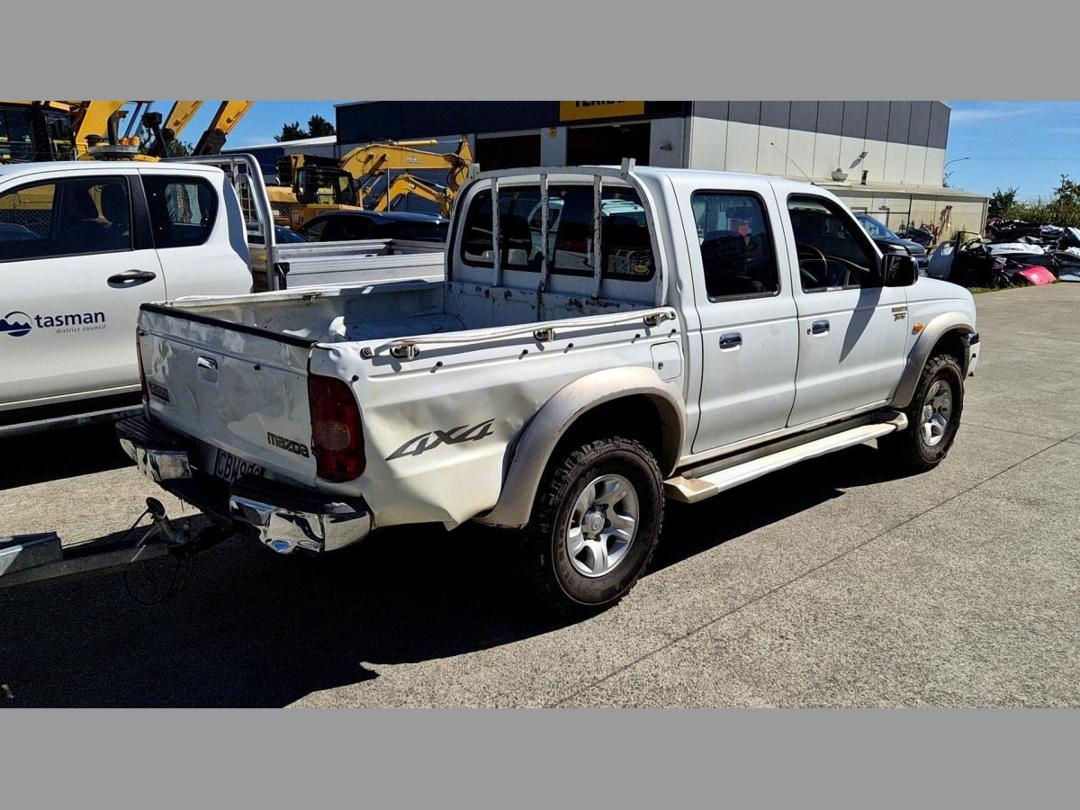 Photo '3' of Mazda Bounty DBL CAB W/S TD