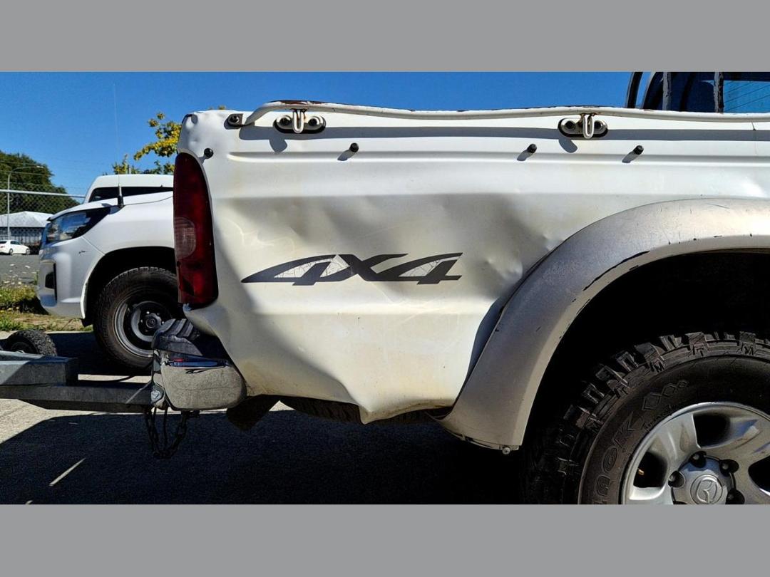 Photo '5' of Mazda Bounty DBL CAB W/S TD