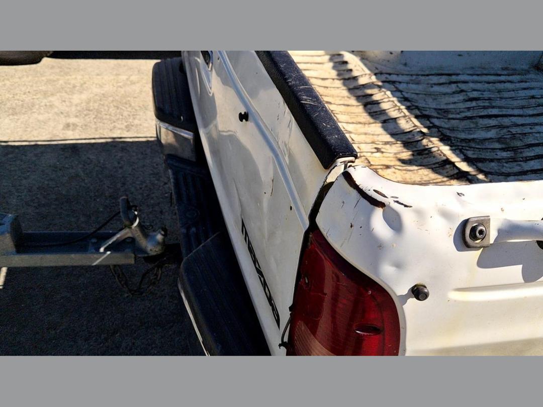 Photo '6' of Mazda Bounty DBL CAB W/S TD