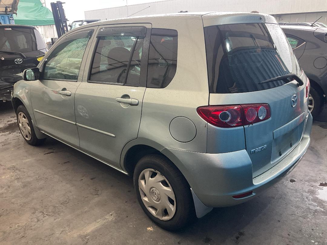 Photo '4' of Mazda Demio Photo '4' of Mazda Demio