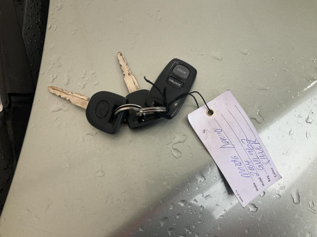 Photo '12' of Mazda Demio Photo '12' of Mazda Demio