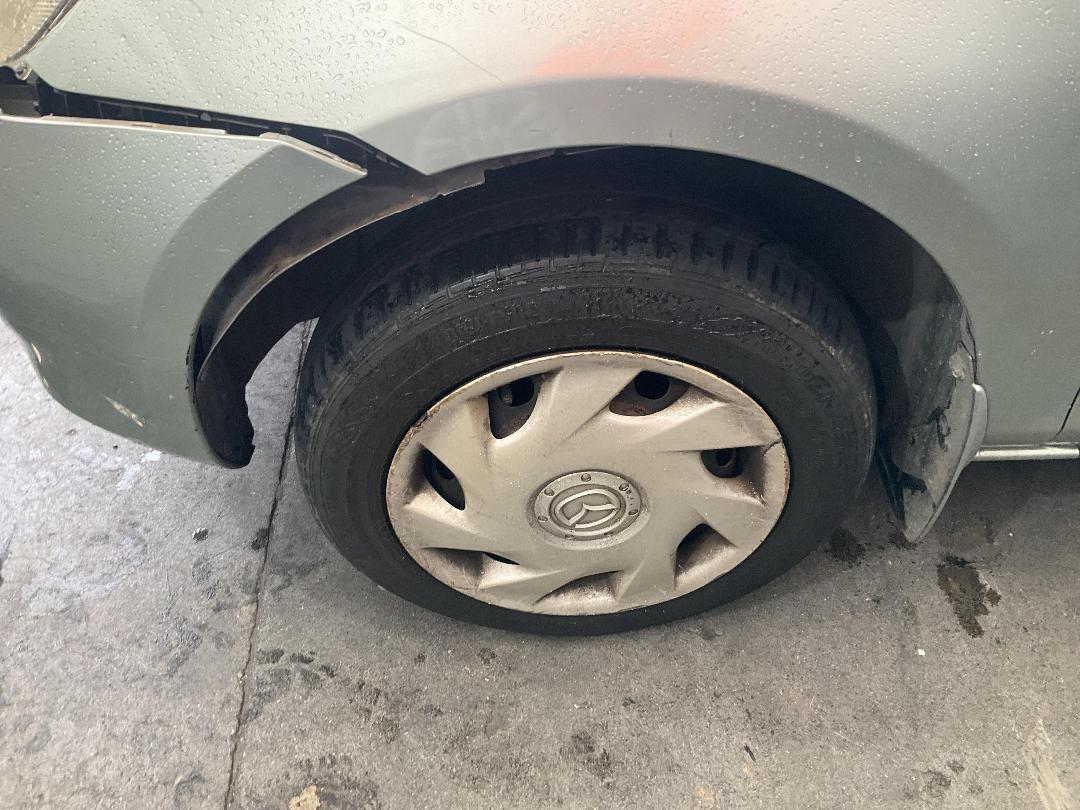 Photo '16' of Mazda Demio Photo '16' of Mazda Demio