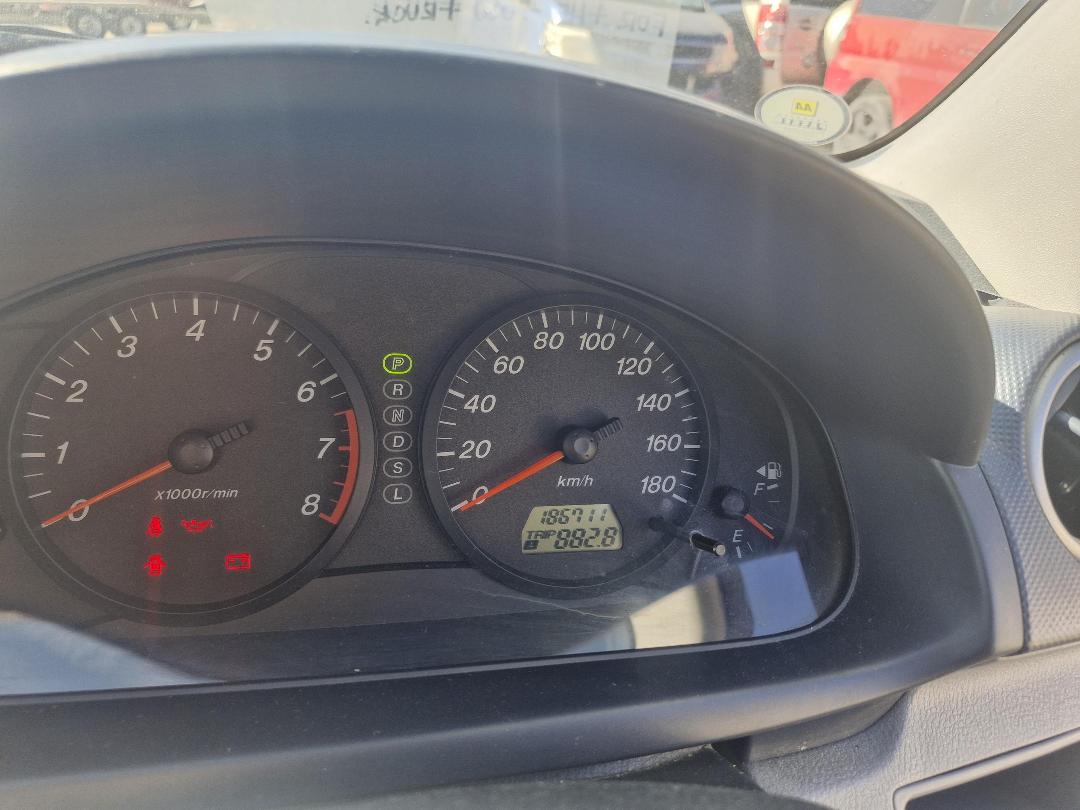 Photo '11' of Mazda Demio Photo '11' of Mazda Demio