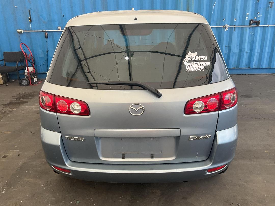 Photo '4' of Mazda Demio