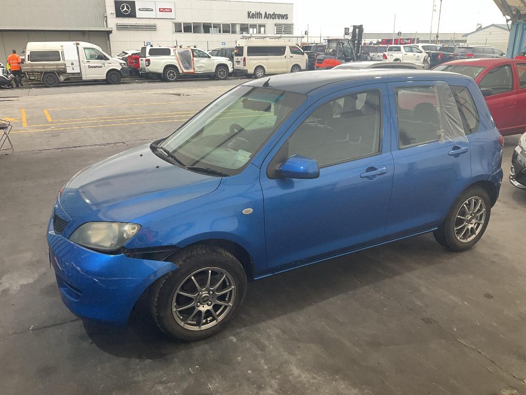 Photo '5' of Mazda Demio