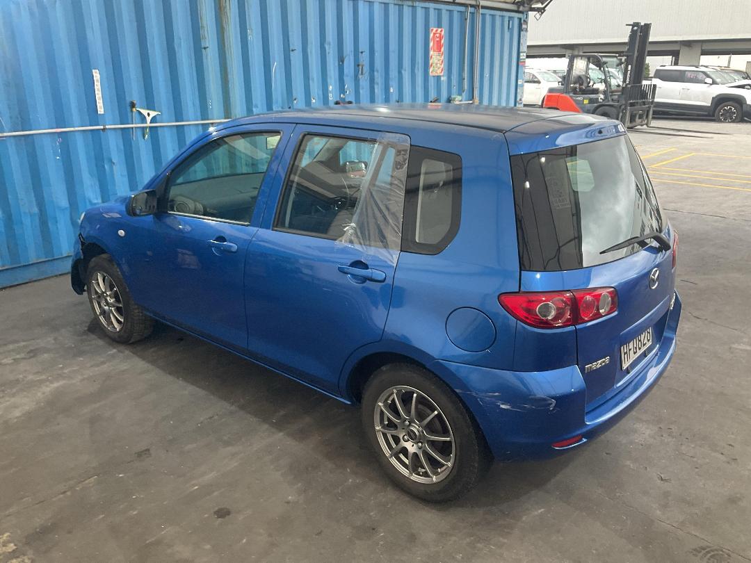 Photo '9' of Mazda Demio