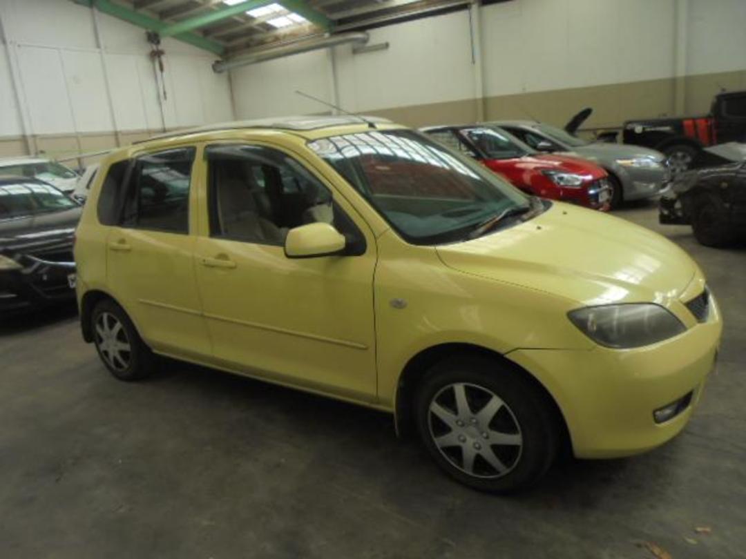 Photo '2' of Mazda Demio