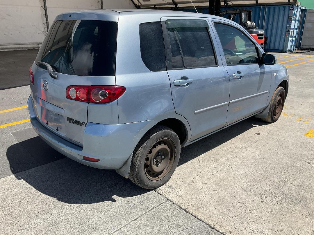 Photo '6' of Mazda Demio Photo '6' of Mazda Demio