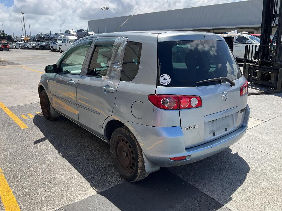 Photo '4' of Mazda Demio Photo '4' of Mazda Demio