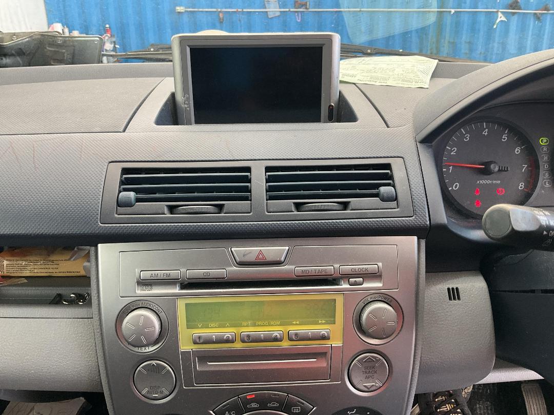 Photo '11' of Mazda Demio Photo '11' of Mazda Demio