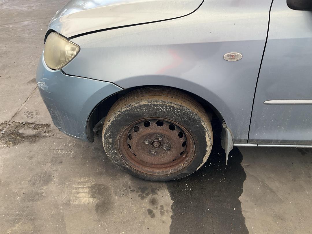 Photo '18' of Mazda Demio Photo '18' of Mazda Demio