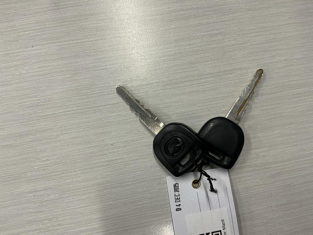 Photo '20' of Mazda Demio Photo '20' of Mazda Demio