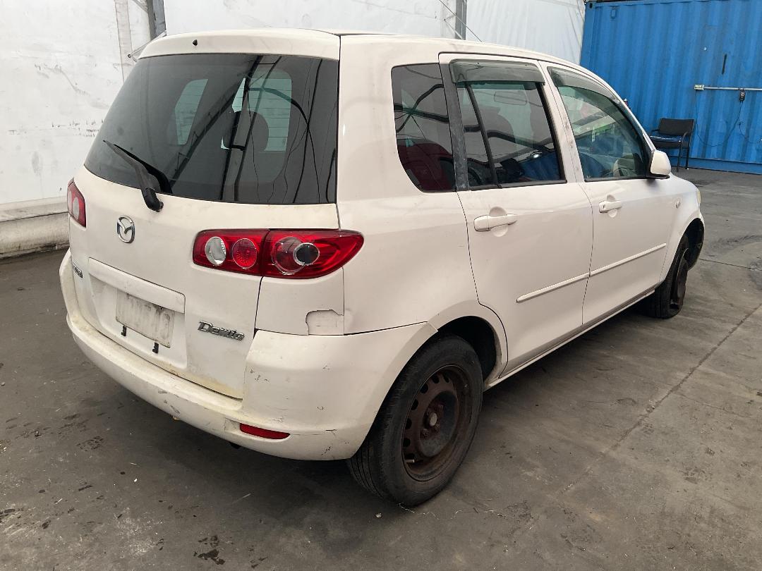 Photo '6' of Mazda Demio Photo '6' of Mazda Demio