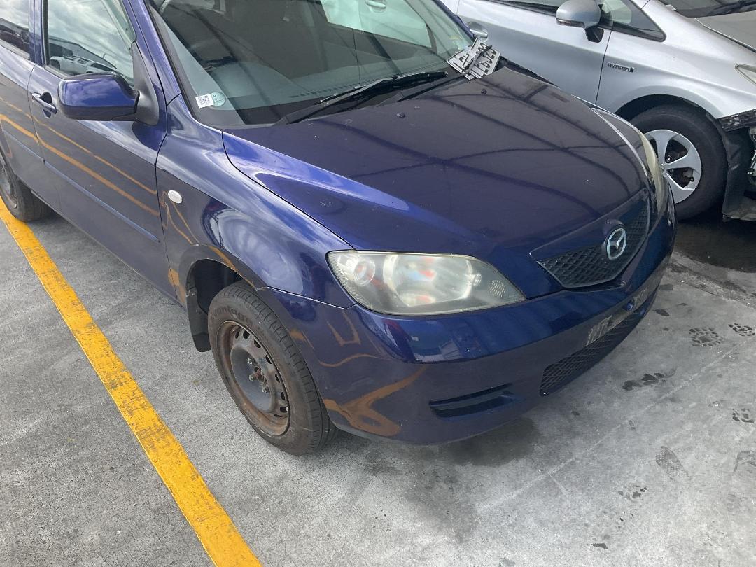 Photo '4' of Mazda Demio