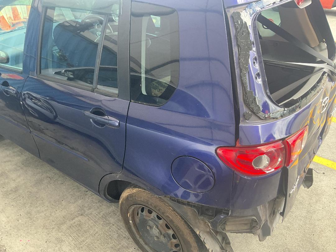 Photo '11' of Mazda Demio